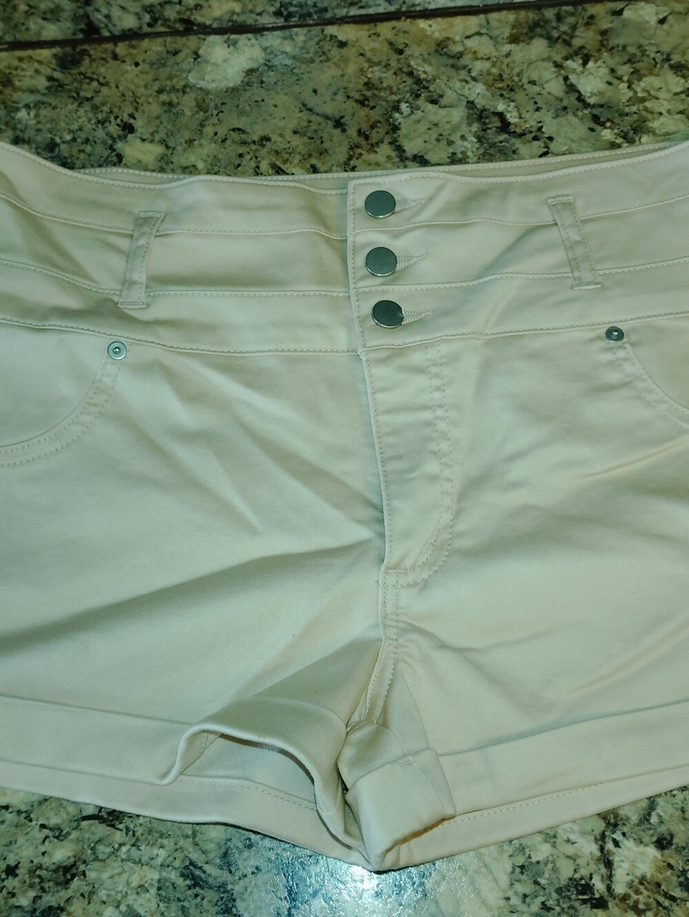 Nwt 16 Women's Xhilaration Blush High-Rise Triple-Button Denim Shorts - Picture 5 of 6